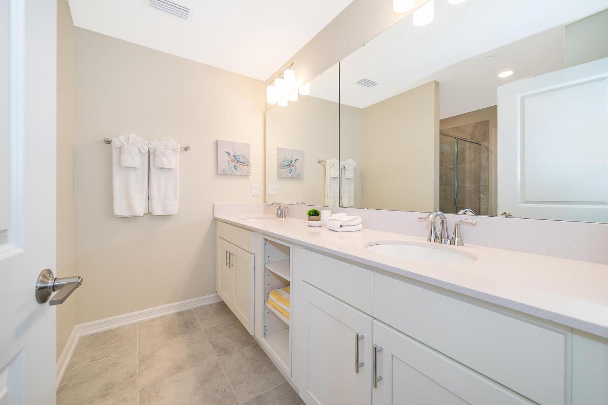 3141-204Ls Storey Lake, Condo 2/2 Lake View Кисими Екстериор снимка